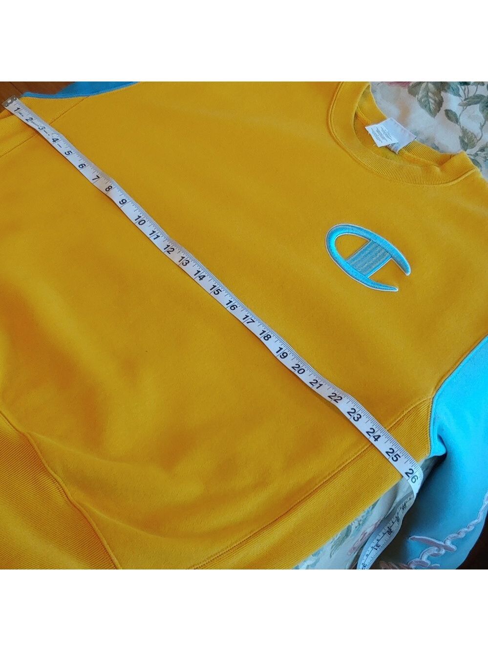 Champion Men's Embroidered Reverse Weave Crewneck in Mustard Teal size Large - Picture 10 of 15